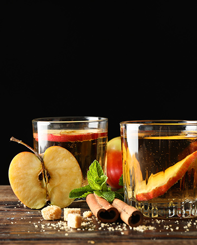 Cocktail med balsamvinäger av äpple